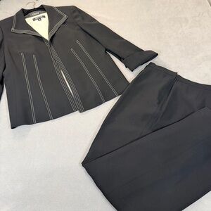 Kasper Vintage Women's 3 Pc Suit- Jacket/Pants/Top- Black & Ivory- Size 16